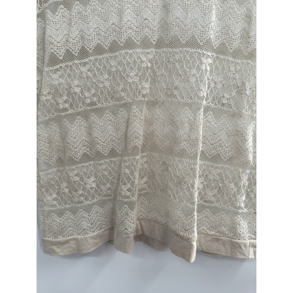 Chico's Light Tan V Neck Lace Sheer Short Sleeve Top Size 0 - Picture 6 of 10